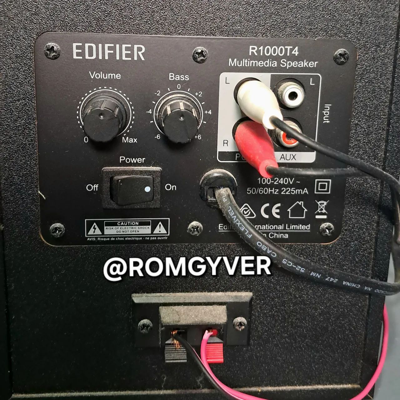 Caixa de Som Amplificada Edifier R1000t4  - Foto 4