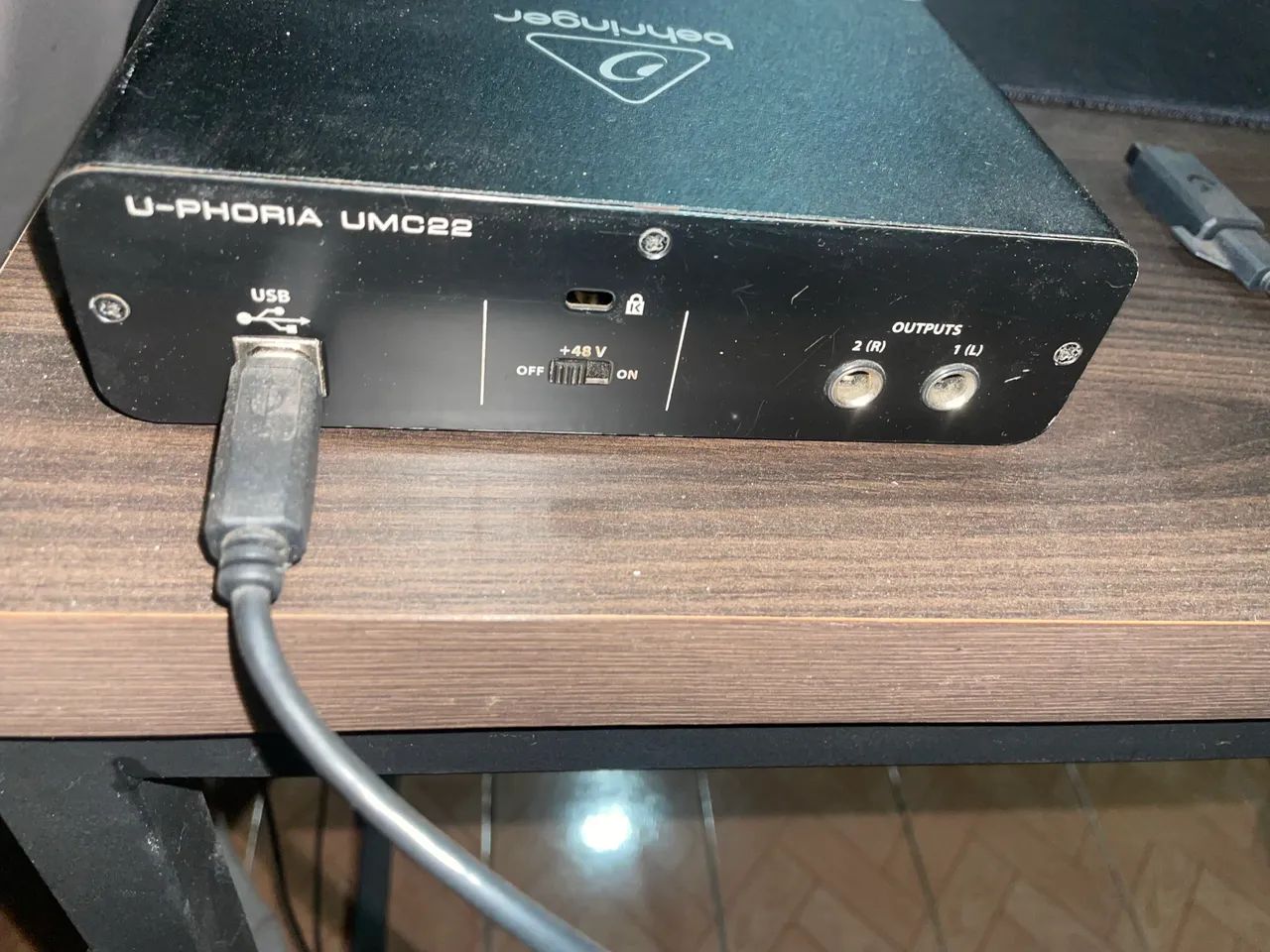 Behringer U-Phoria UMC22  - Foto 3