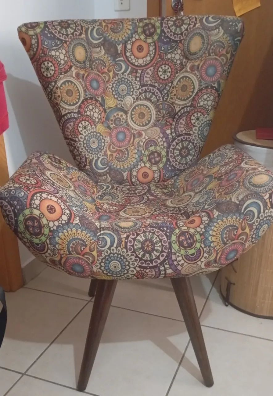 Poltrona decorativa feita sob medida - Foto 3
