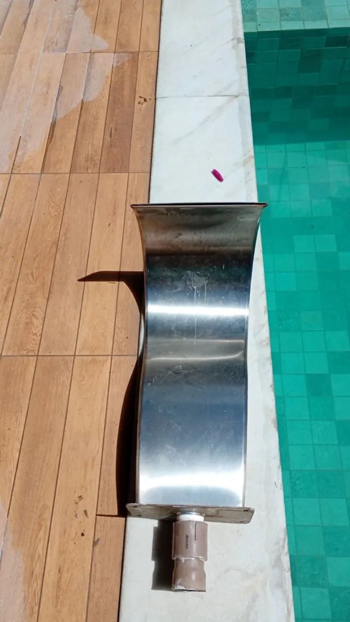 cascata de piscina