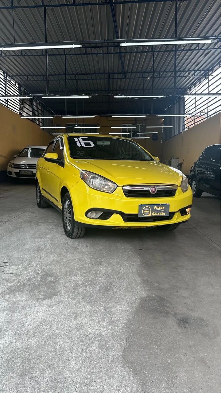 Fiat Grand Siena Grand Siena ESSENCE 1.6 Flex 16V 2016