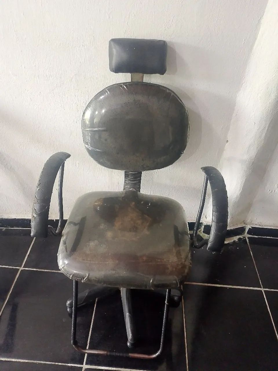Cadeira de barbearia - Foto 2
