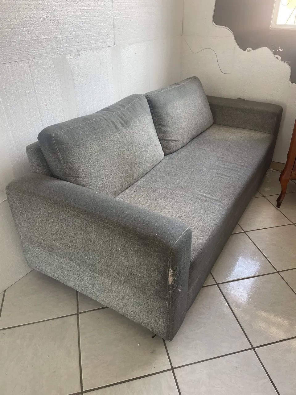 SOFA DE LINHO CINZA
