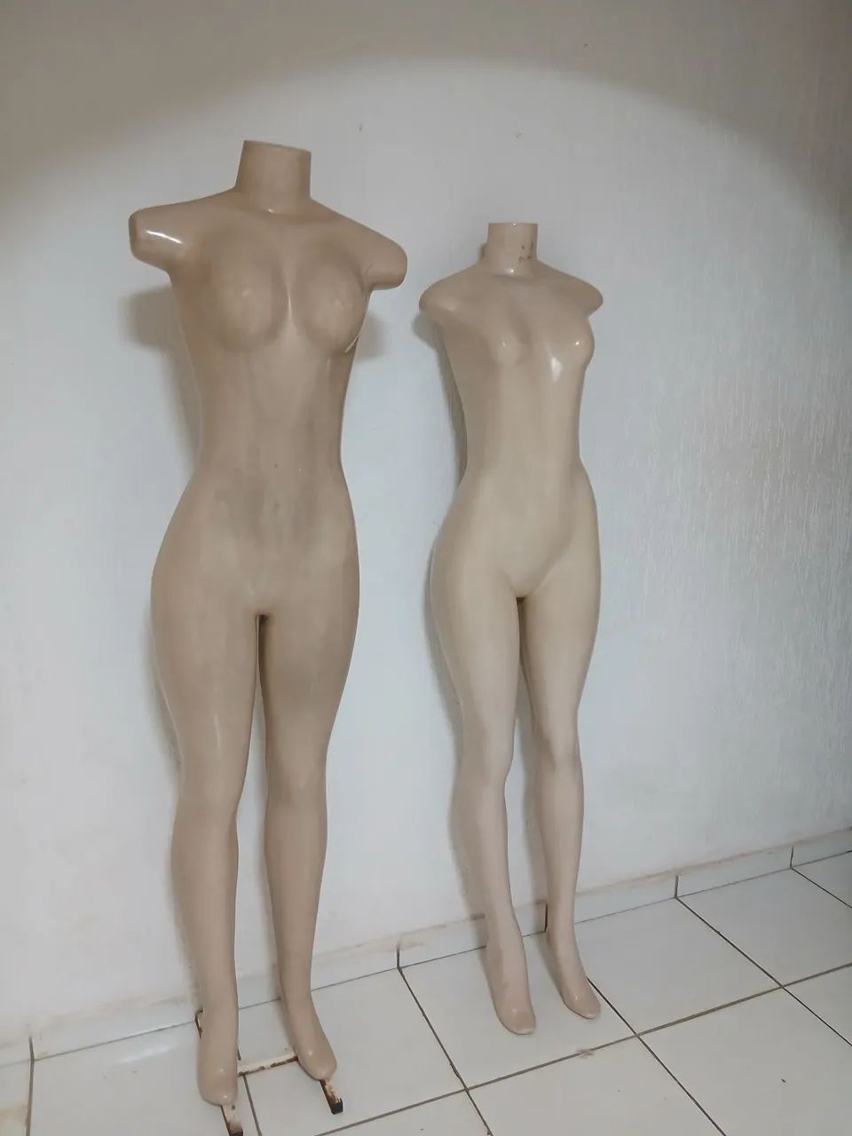 Vende-se 2 manequins  - Foto 2