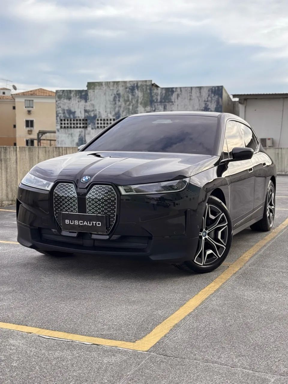 BMW IX XDrive 40 Aut. (elétrico) 2024
