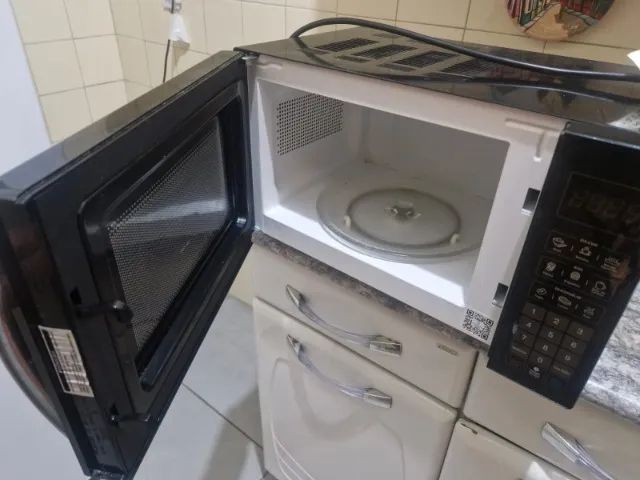 Micro-ondas recém-usado em ótimo estado! - Foto 3