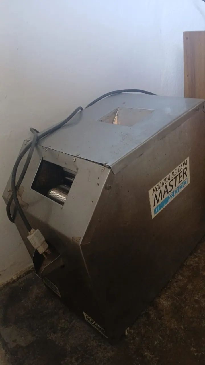 Máquina de caldo de cana seminova  - Foto 4