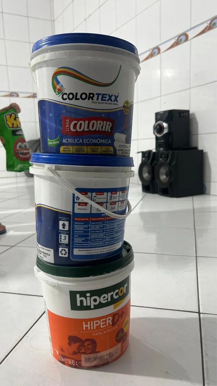 3 interior paints, 3.6 L