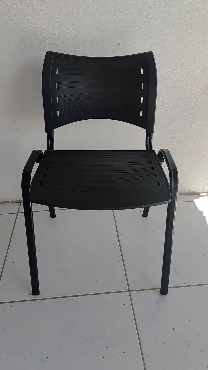 Kit 10  Cadeiras empilháveis 