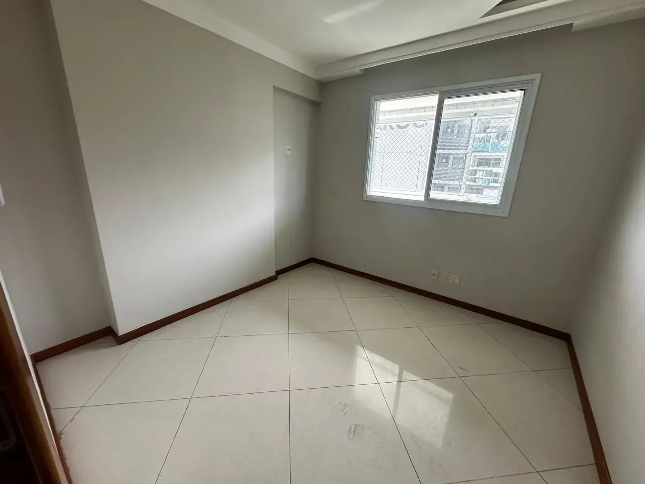 APS- Apto com 3 quartos, sol da manhã e andar alto em Itapuã - Vila Velha - ES - Foto 5