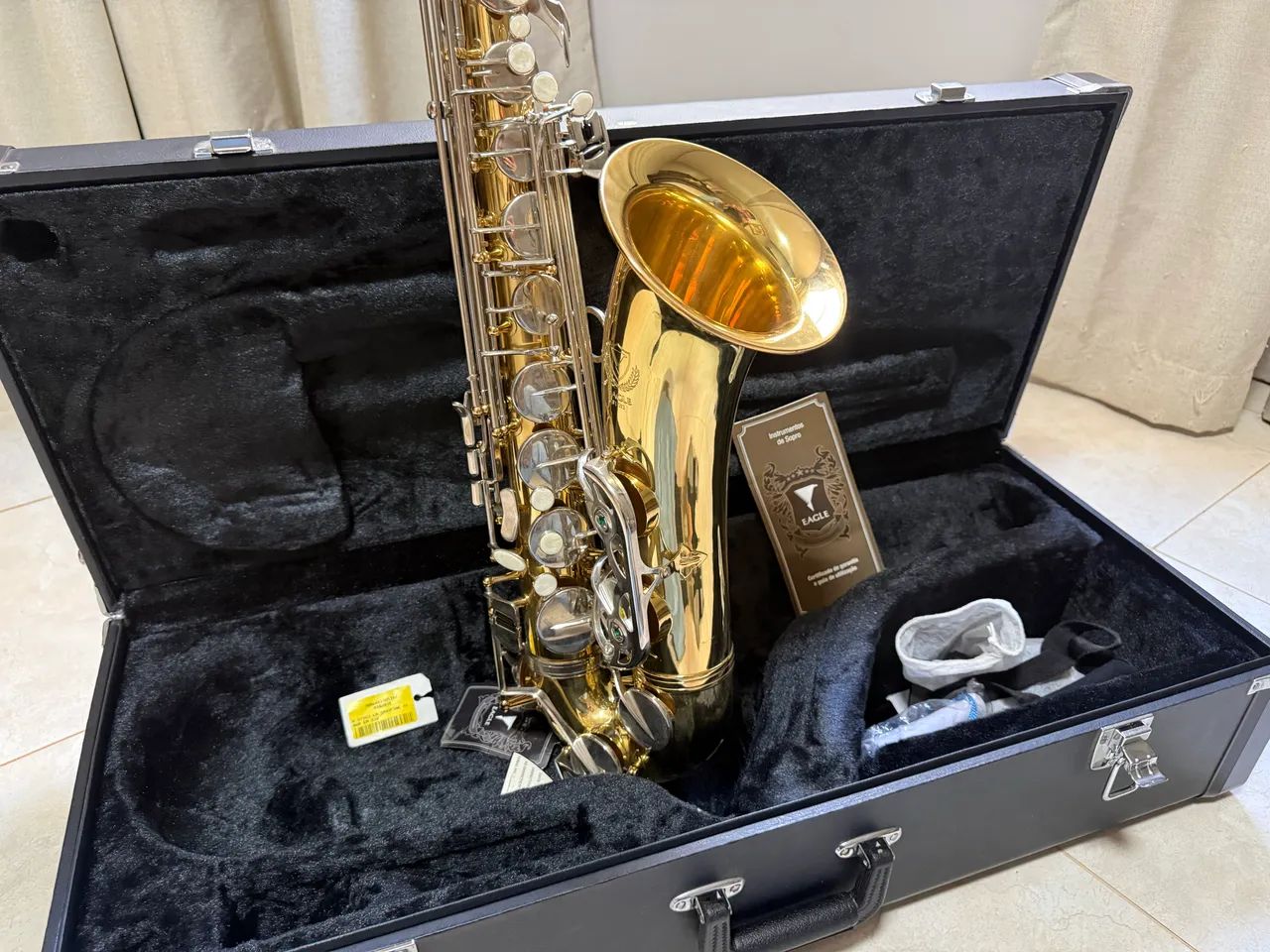 Saxofone Tenor Eagle ST503LN IMPECAVEL - Foto 4