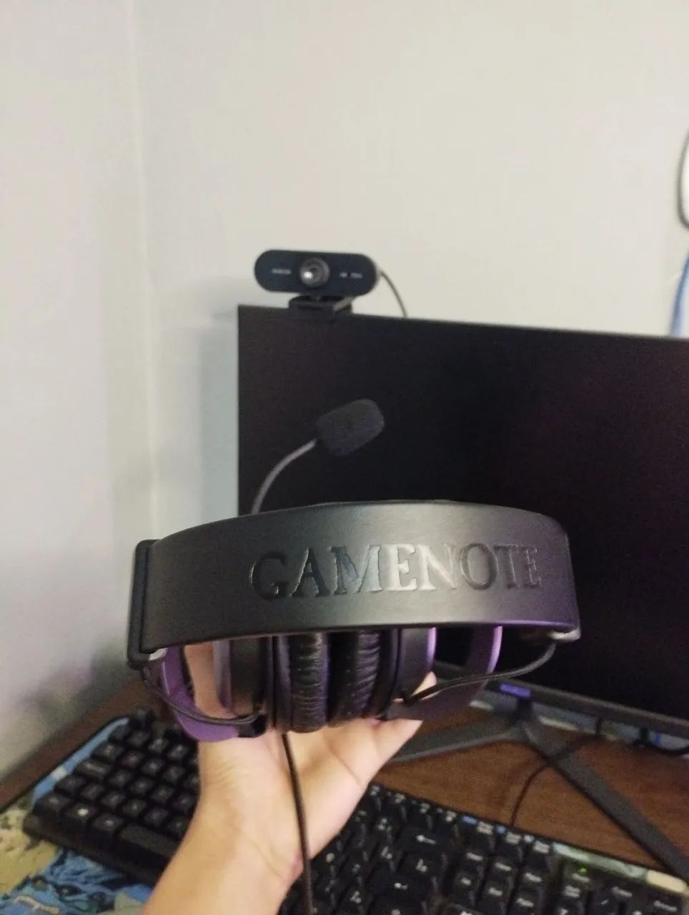 Headset Gamer com microfone removível e em excelente estado  - Foto 2