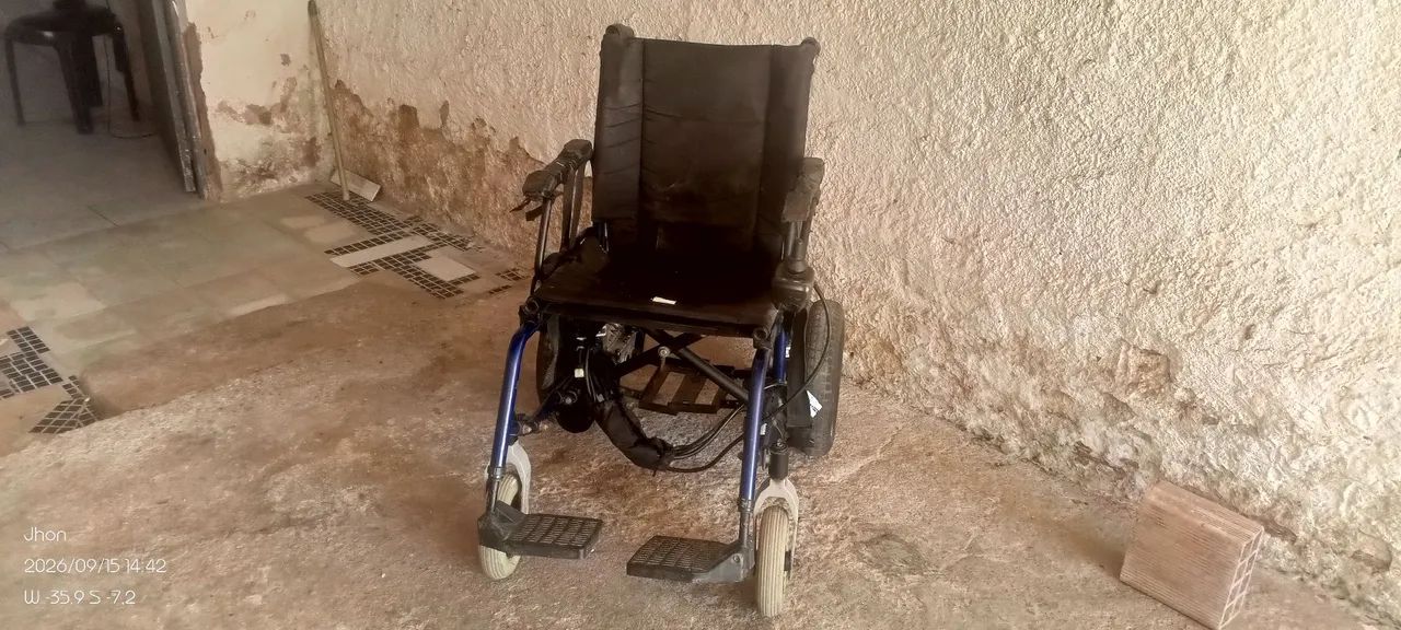 Cadeira motorizada fredom  - Foto 5