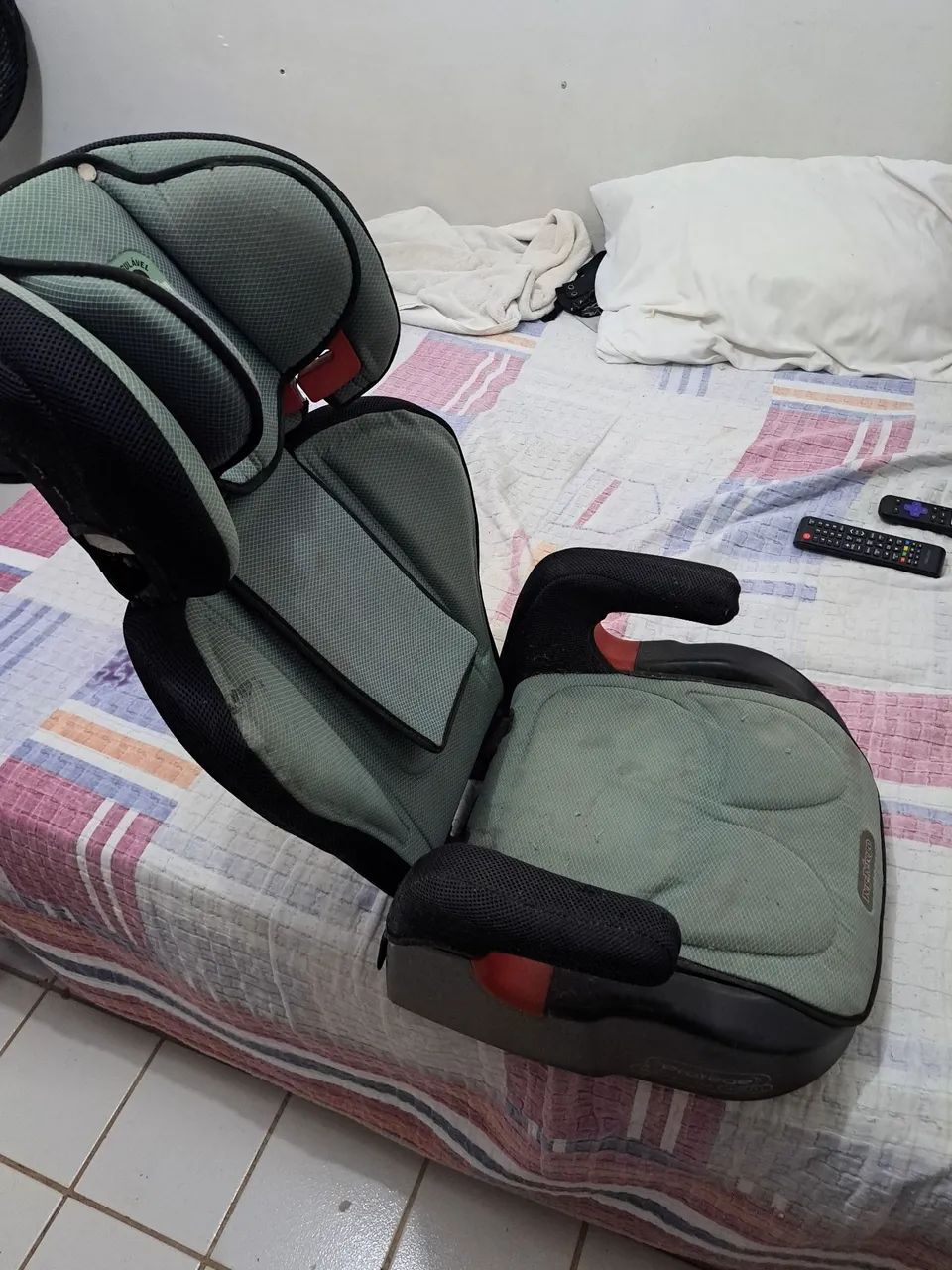Vendo cadeira infantil para Automóvel  - Foto 3