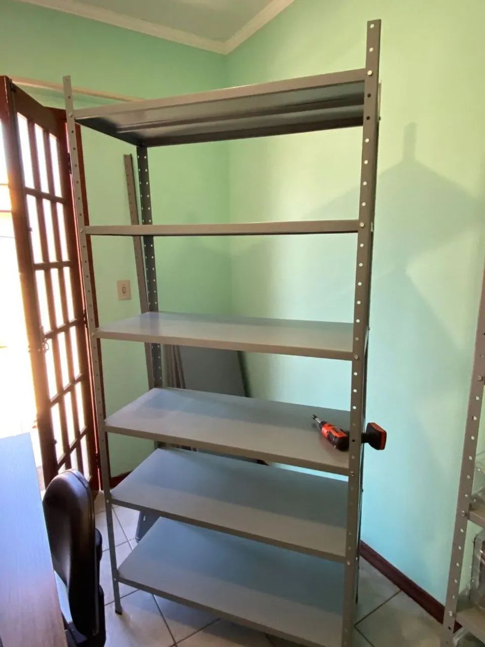 Estante aço com 6 prateleiras (40cmx90cm) 