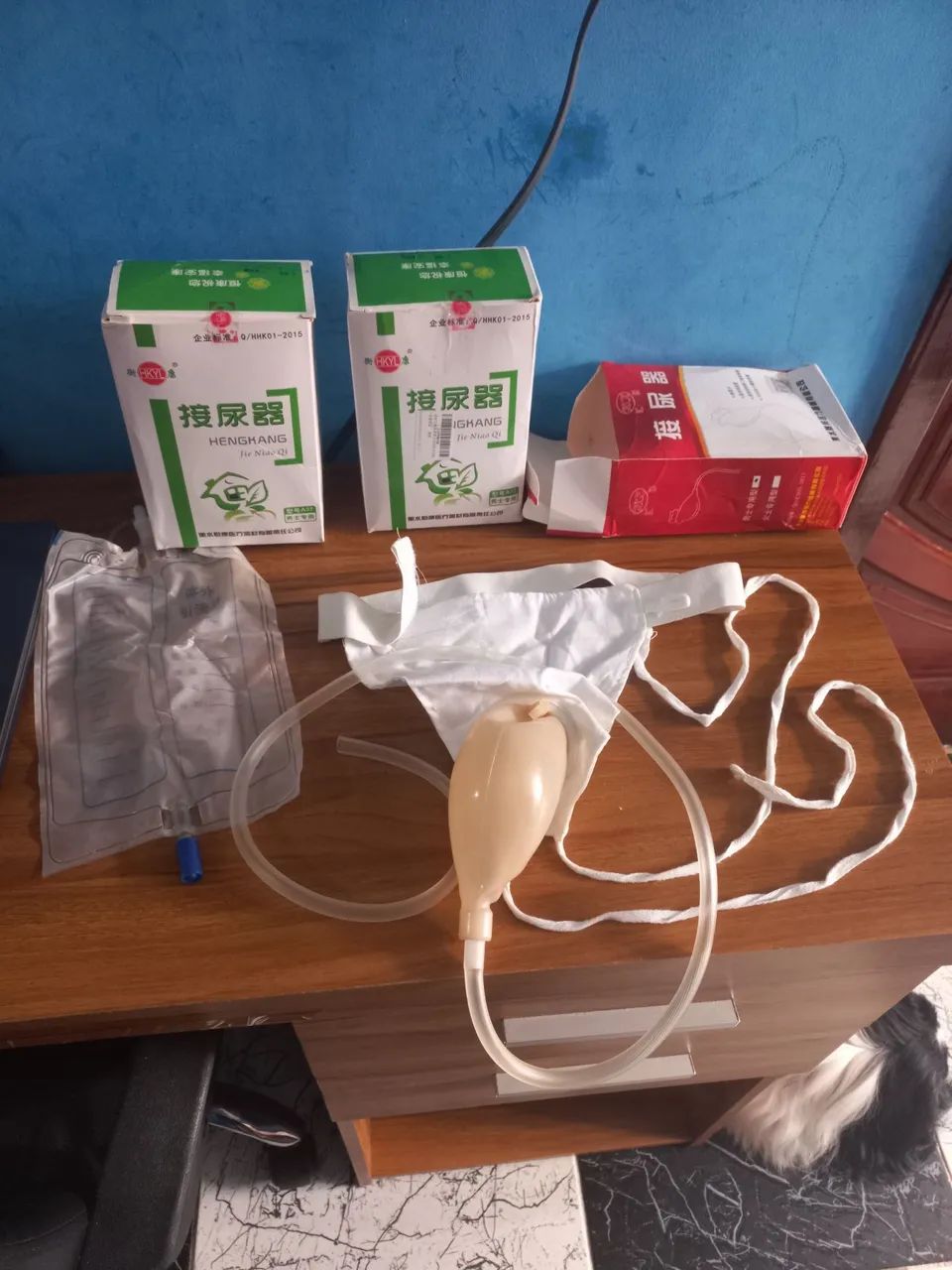 3 unidades/Cueca de urina com bolsa coletora para  PCD - Foto 2