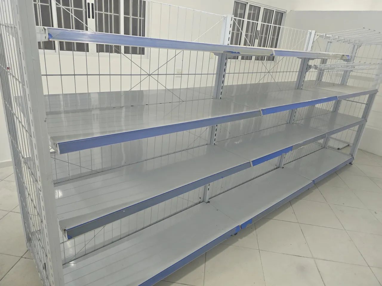 Prateleiras para loja  - Foto 3
