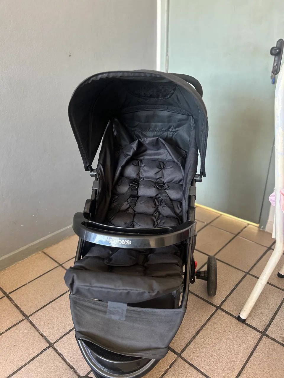 ? VENDO CARRINHO DE BEBÊ ? - Foto 3