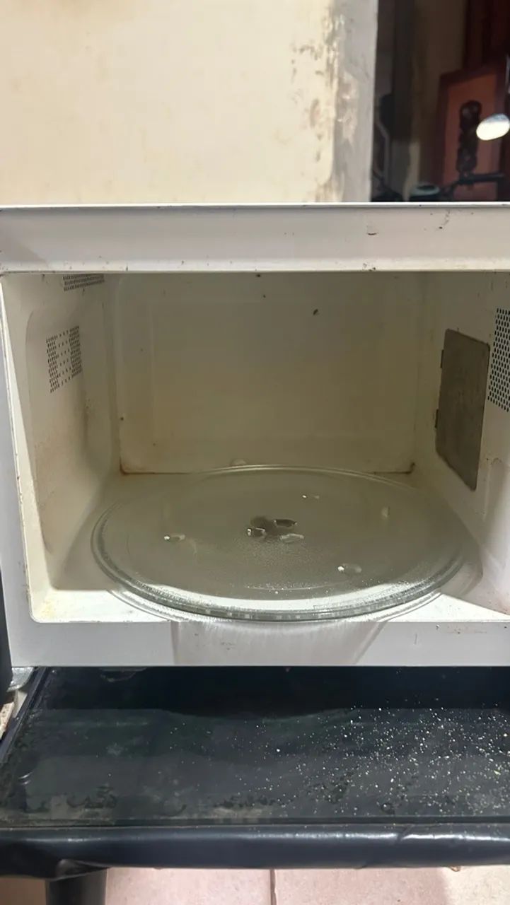 Microondas com defeito  - Foto 4