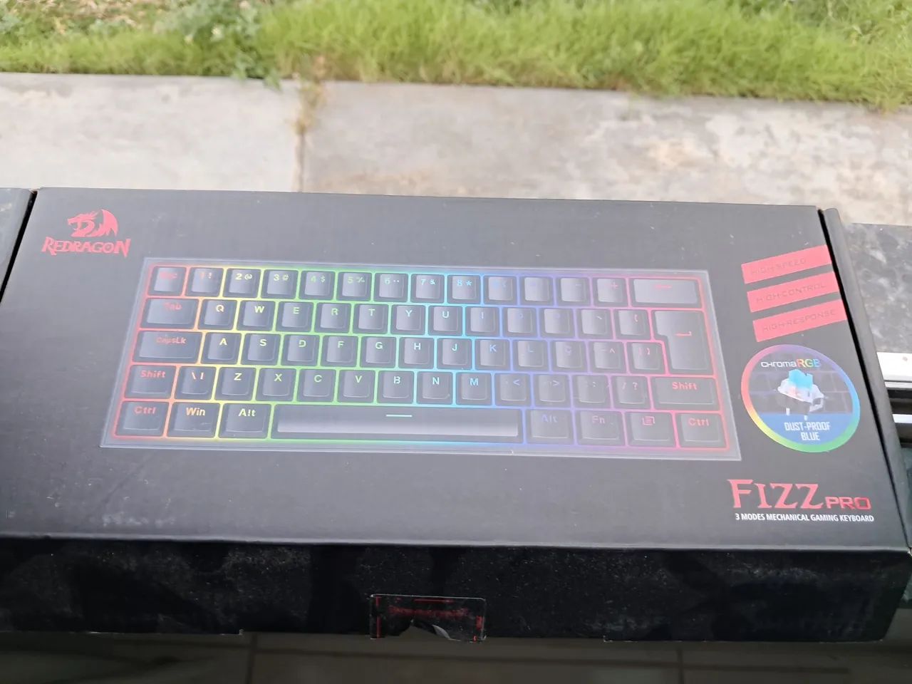 Teclado Reddragon fizz pro modificado com teclas Silver