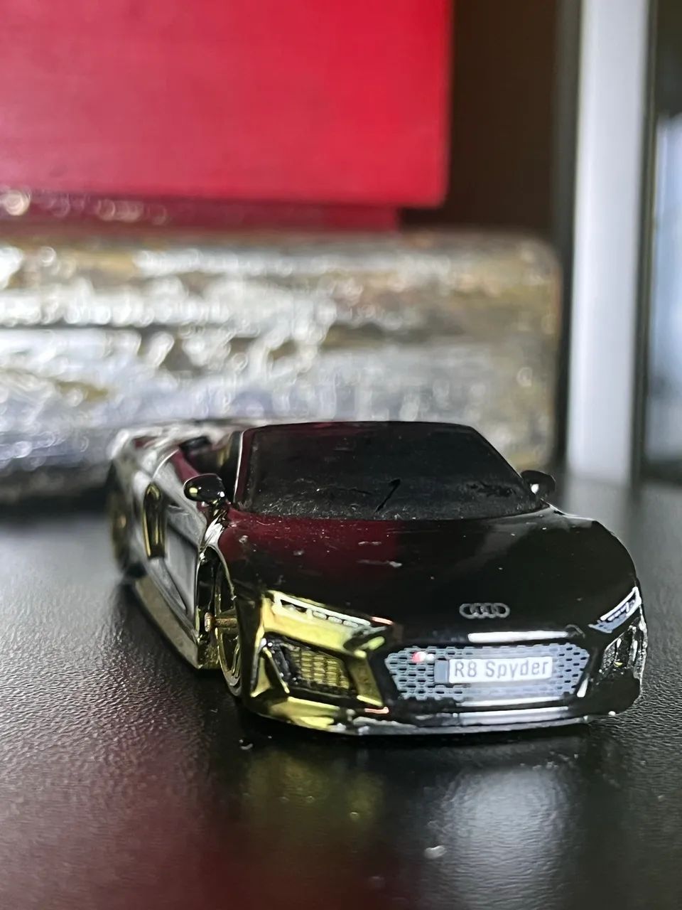Miniatura R8 rebaixado detalhadamente 