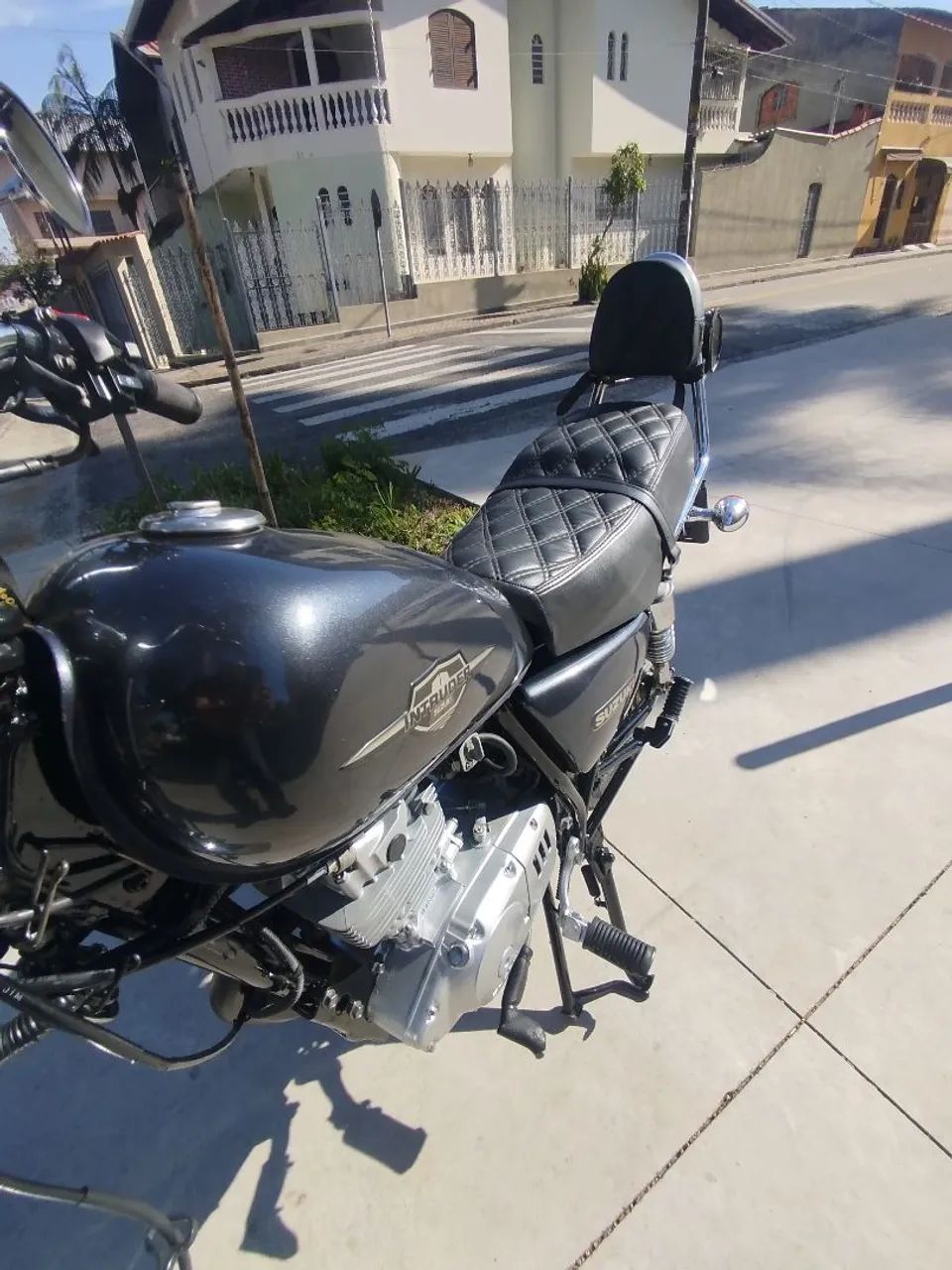 INTRUDER 125  - Foto 5