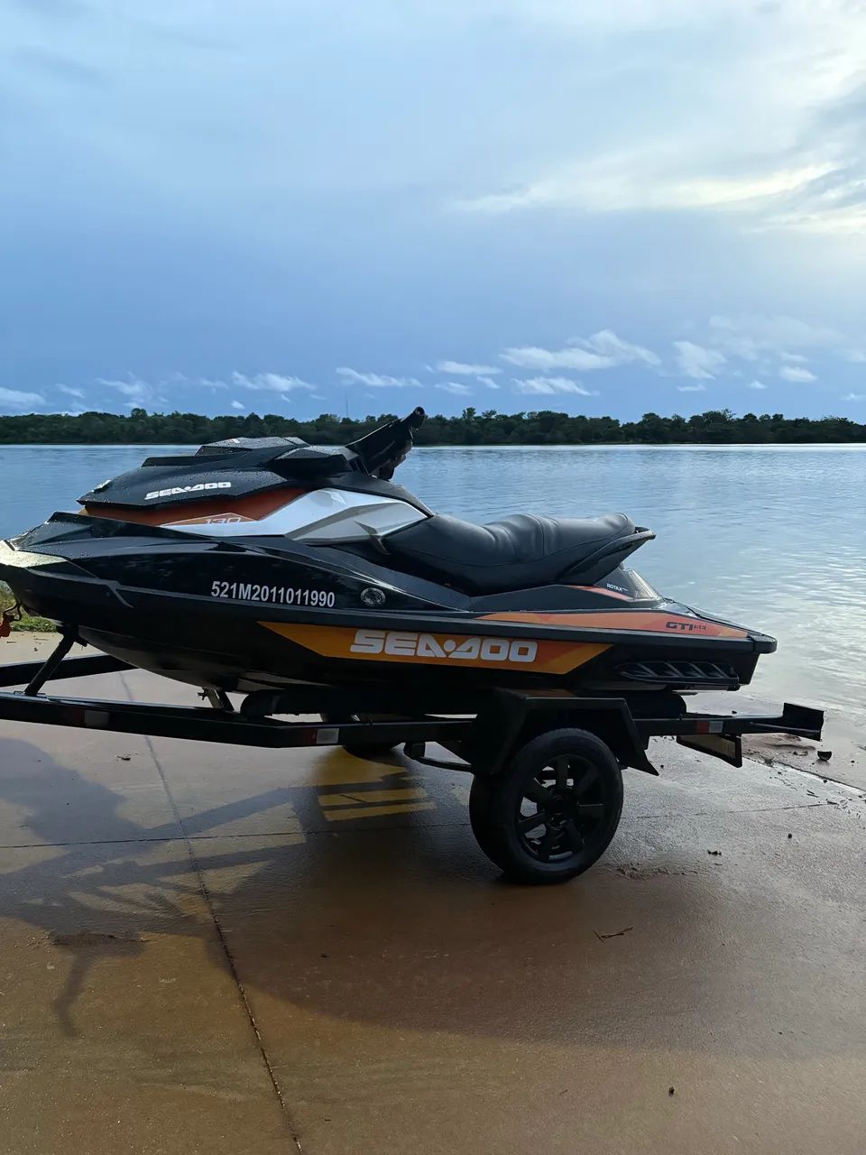 JETSKI SEADOO GTI 130 SE