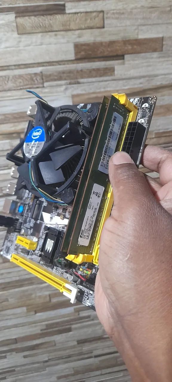 Placa-mãe G B75  DDR3 LGA 1155  - Foto 3
