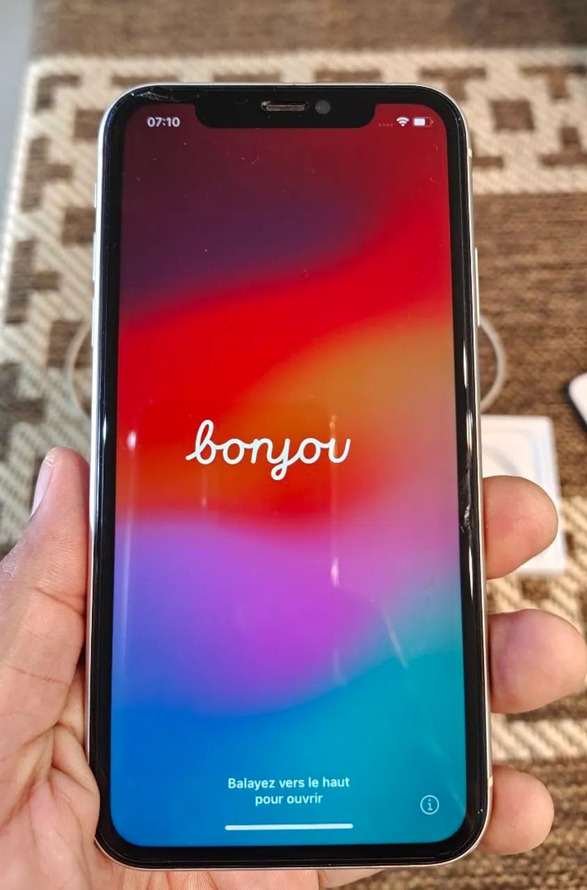 iPhone 11 64 GB 