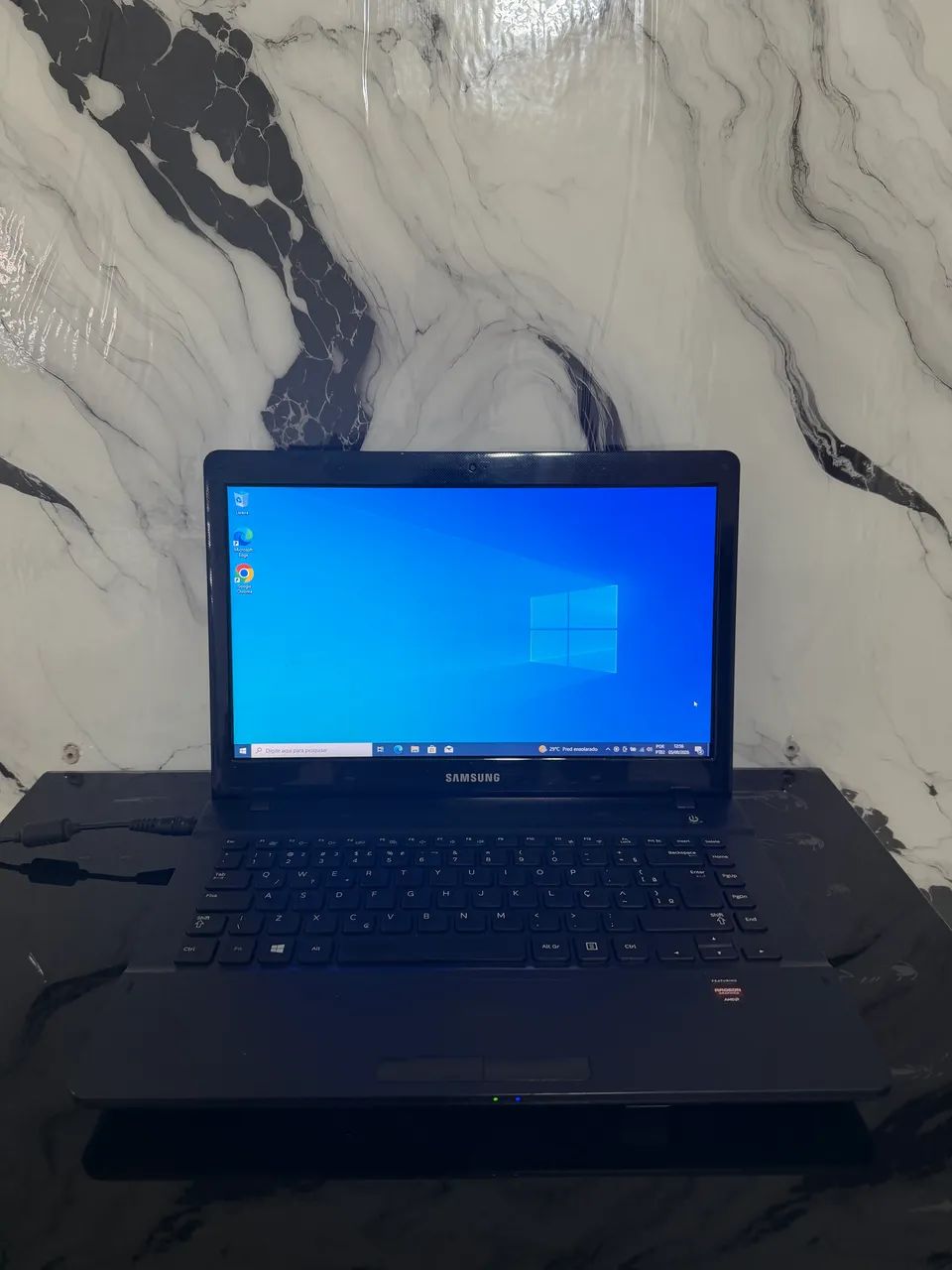 Notebook Samsung - Windows 10 - Foto 2