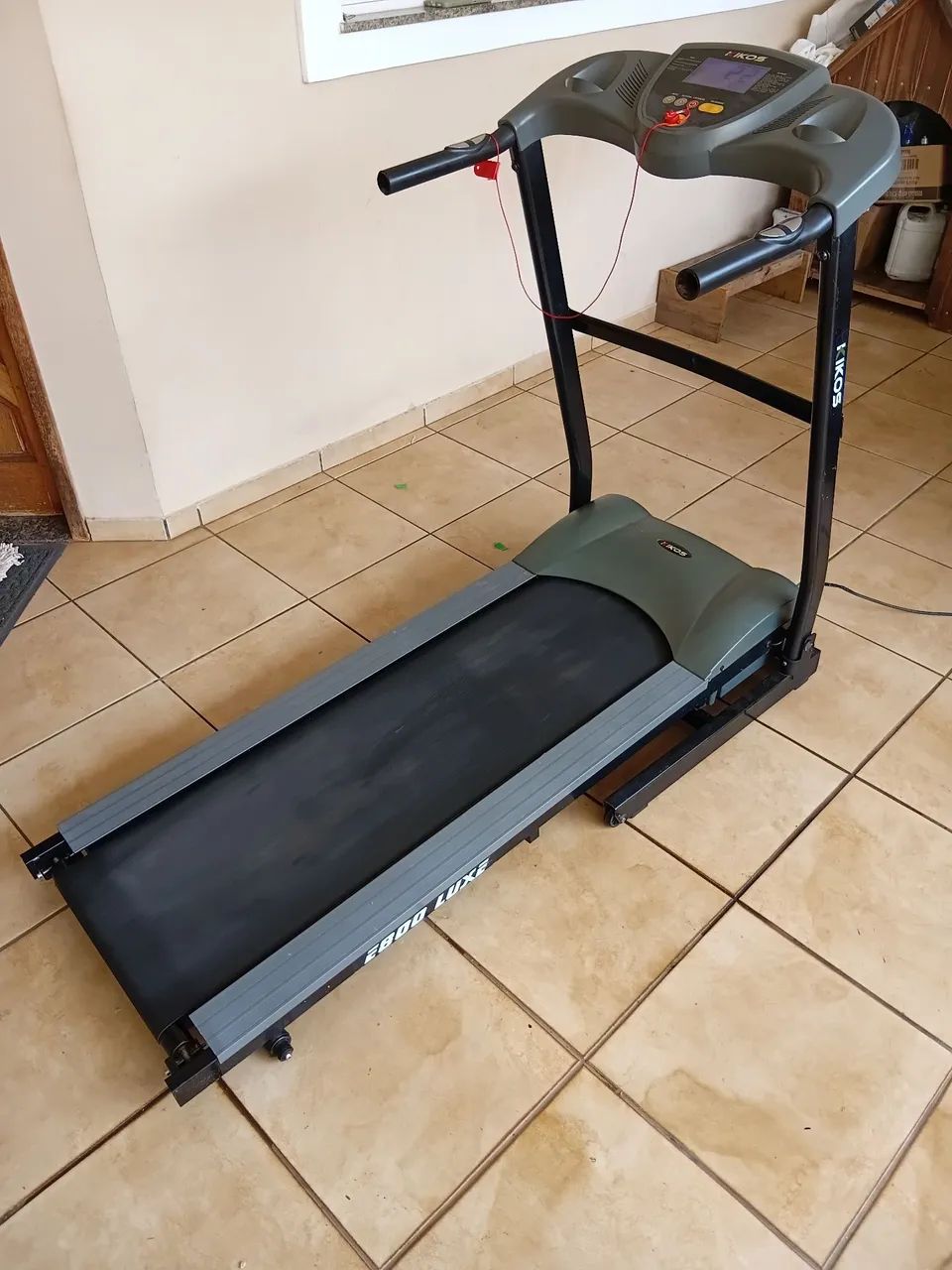 Esteira kikos E800 luxe  - Foto 5