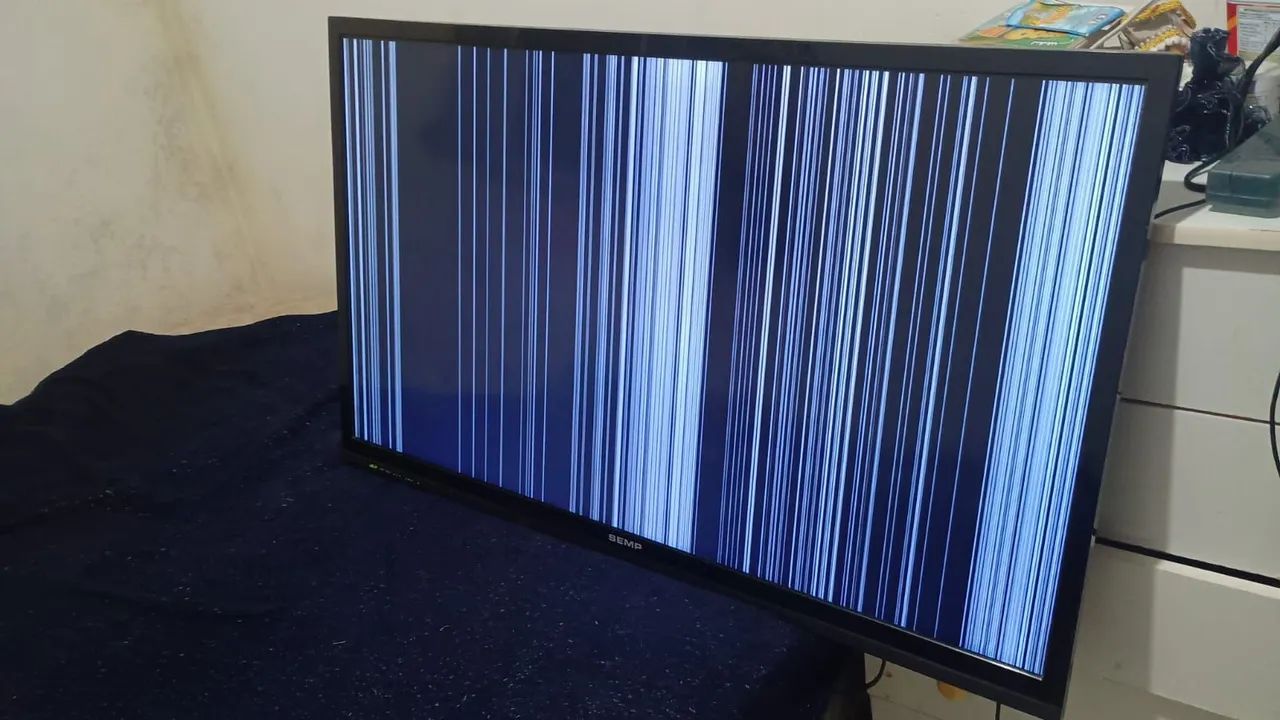 Smart tv Semp 40 polegadas. - Foto 2