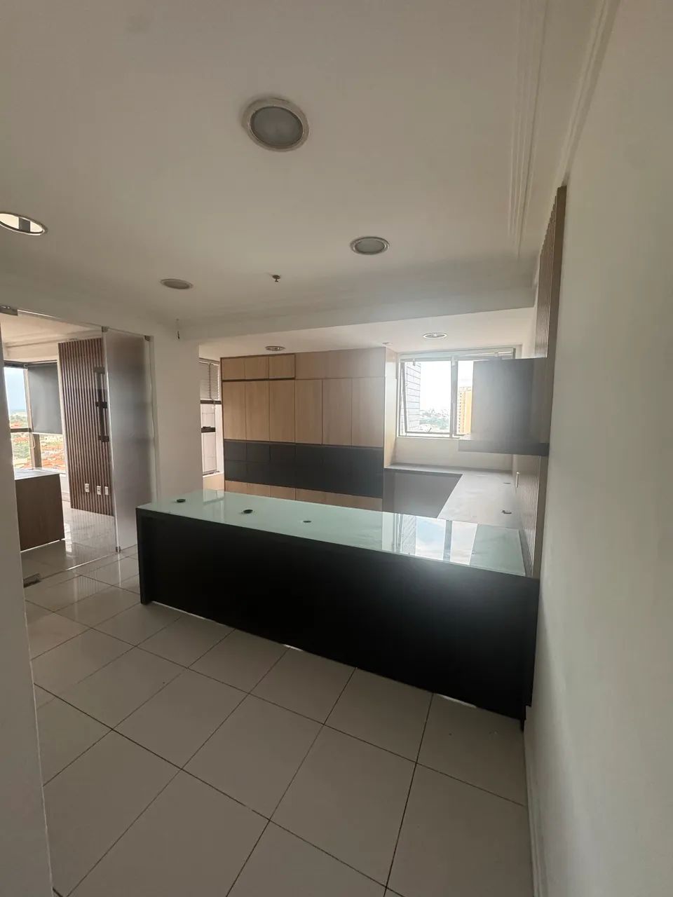 Alugo Sala ampla  com 80m2 na Av dos Holandeses - Foto 4