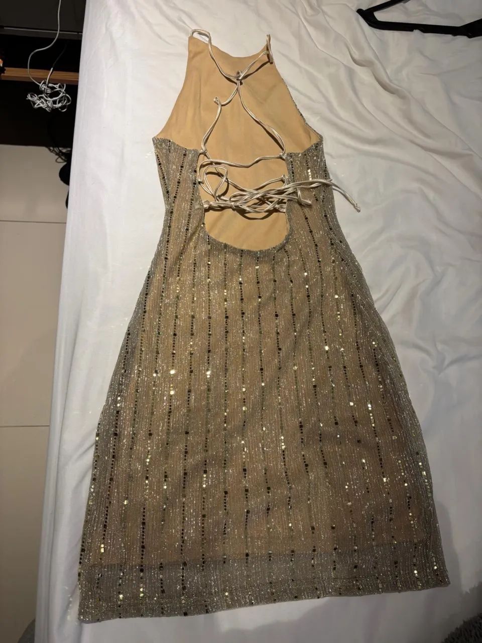 Vestido brilhoso - Foto 2
