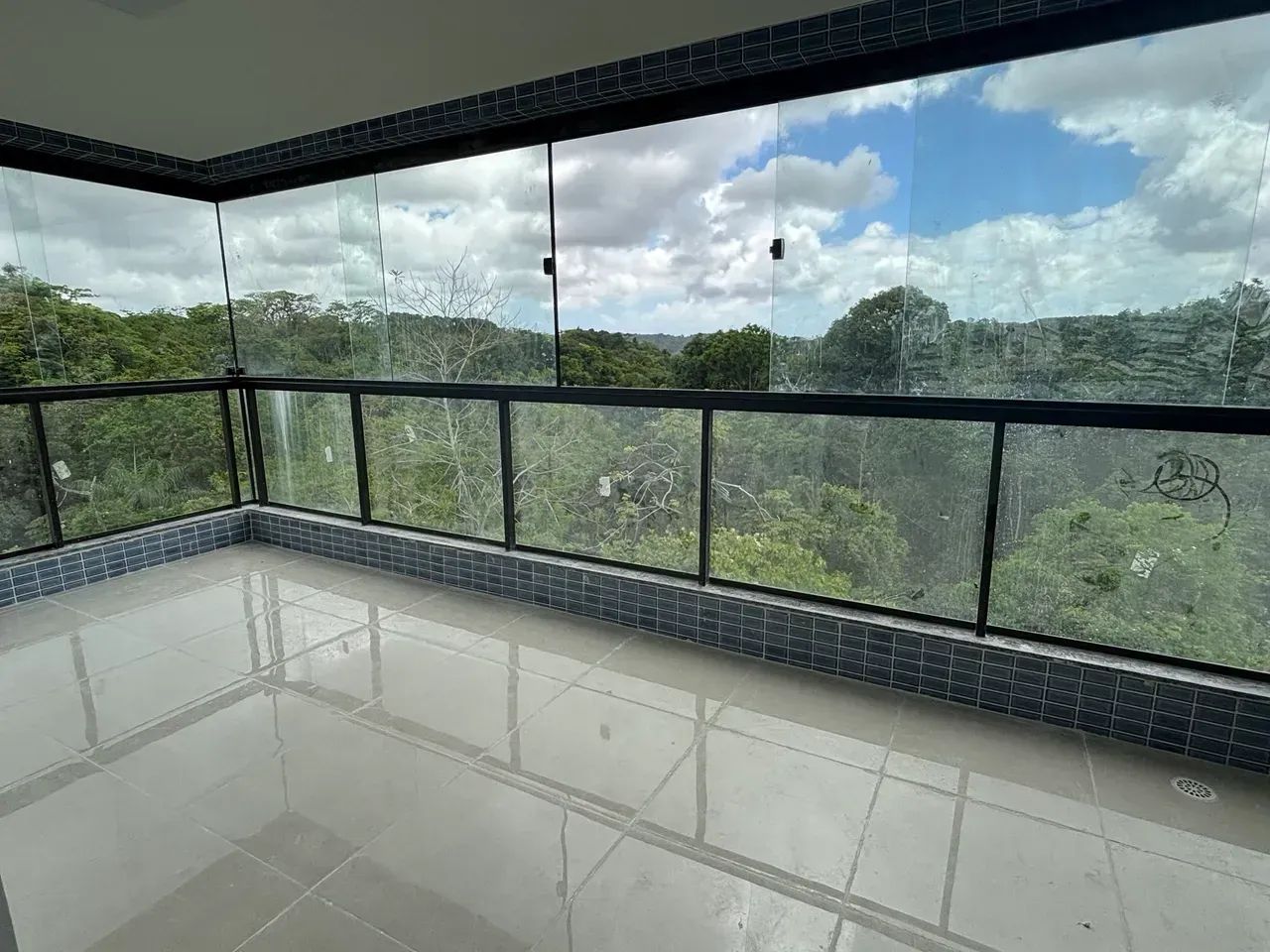 APTO COM CONFORTO DE UMA CASA, TUDO PERFEITO!