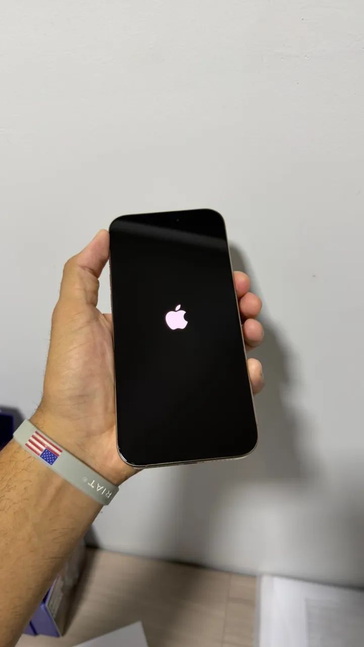 Vede-se IPhone 16 Pro Max  - Foto 4