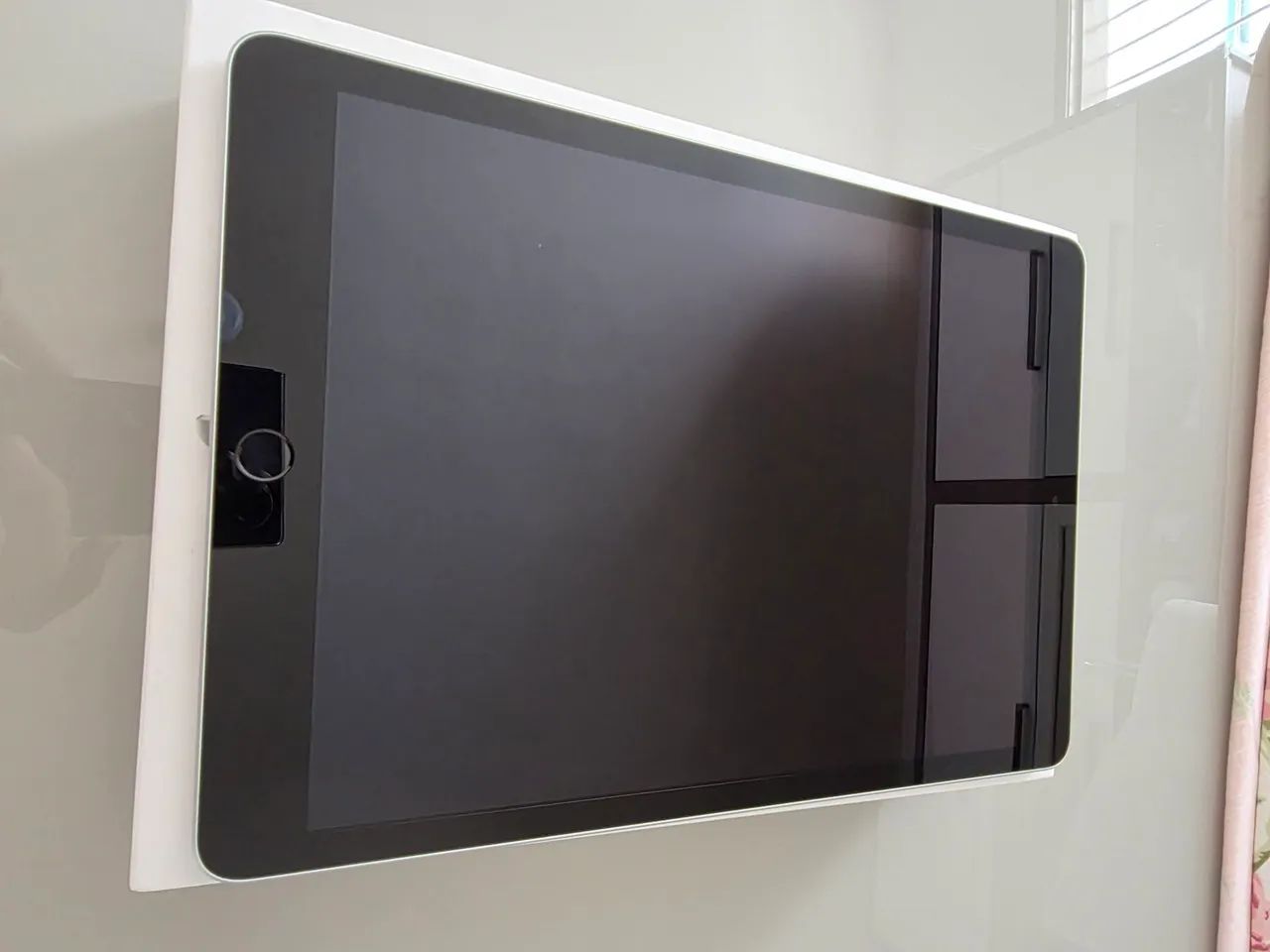 Apple iPad 9 64gb prata c/capa, teclado e mouse. Novinho. - Foto 2