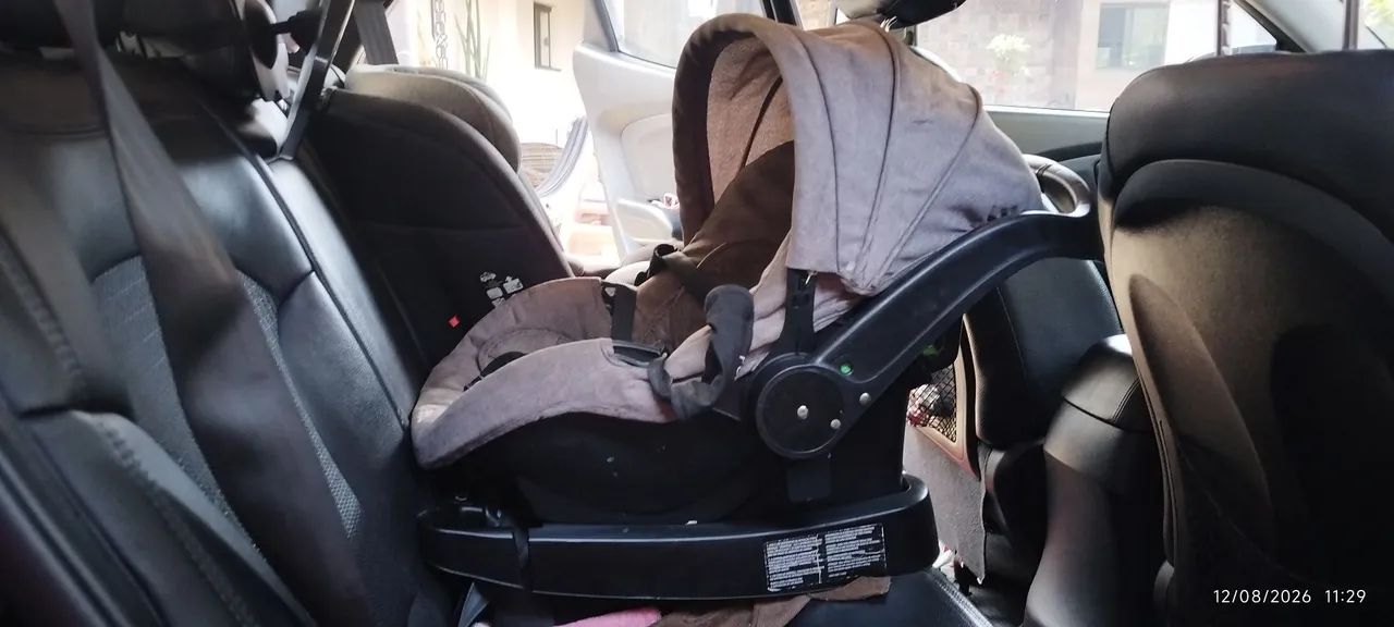 Carrinho Moisés + Bebê conforto + Base - Cosco COMPLETO E IMPECÁVEL  - Foto 5