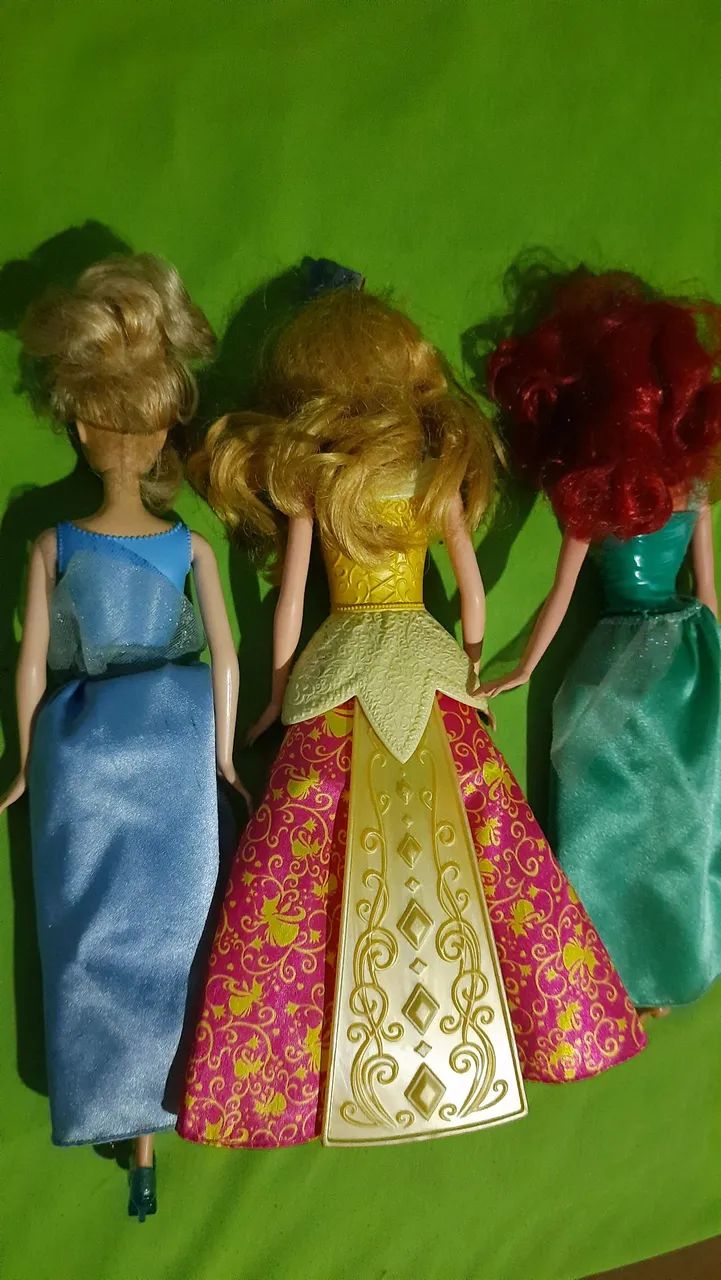 3 bonecas princesas Disney Mattel usadas  - Foto 5