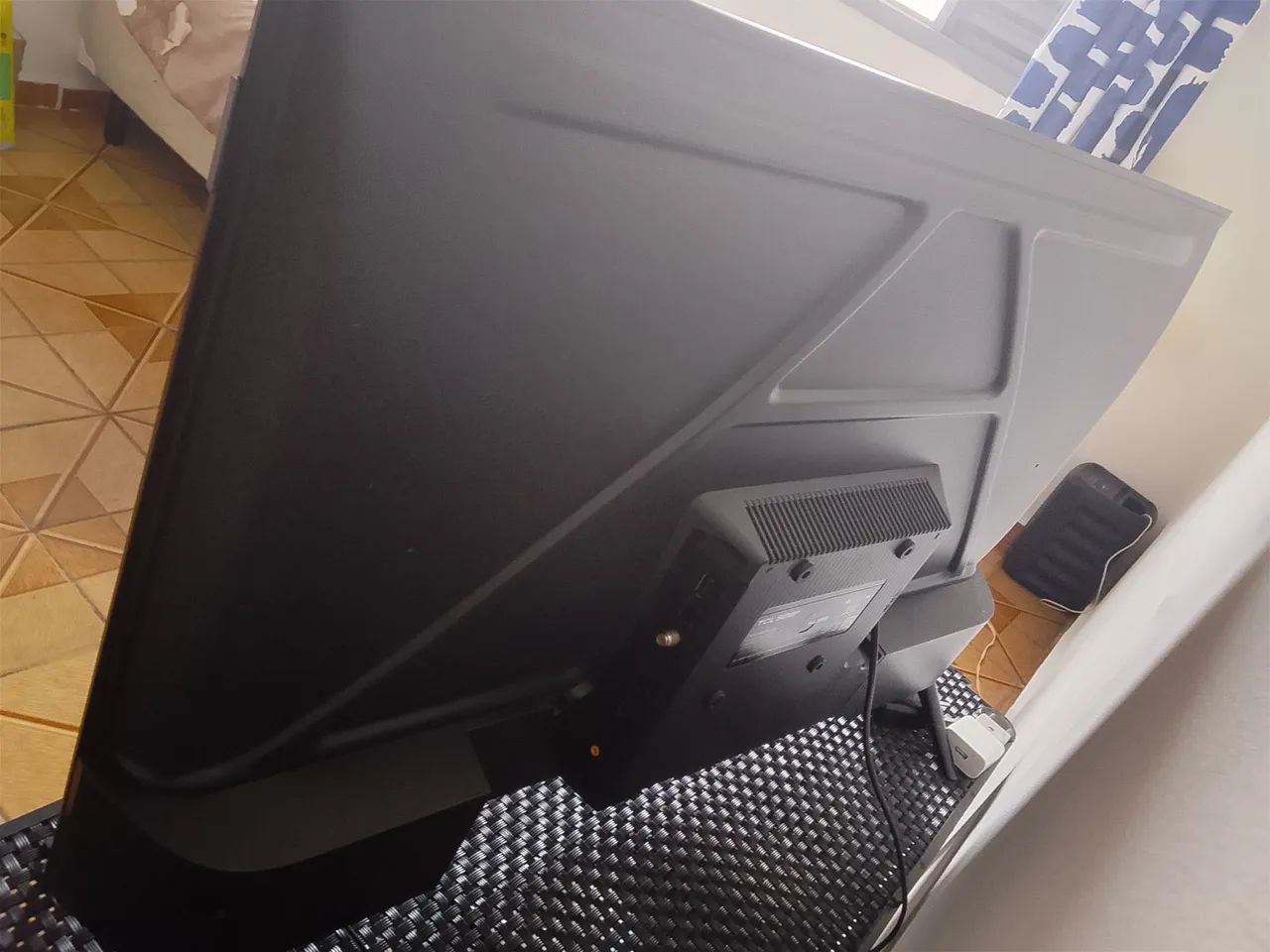 Tv smart TCL 32POLEGADAS QLED Premium  - Foto 4