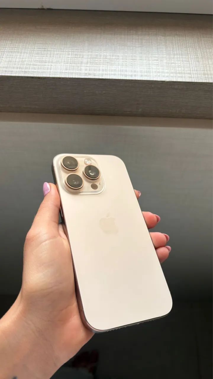 iPhone 16 PRO  - Foto 2