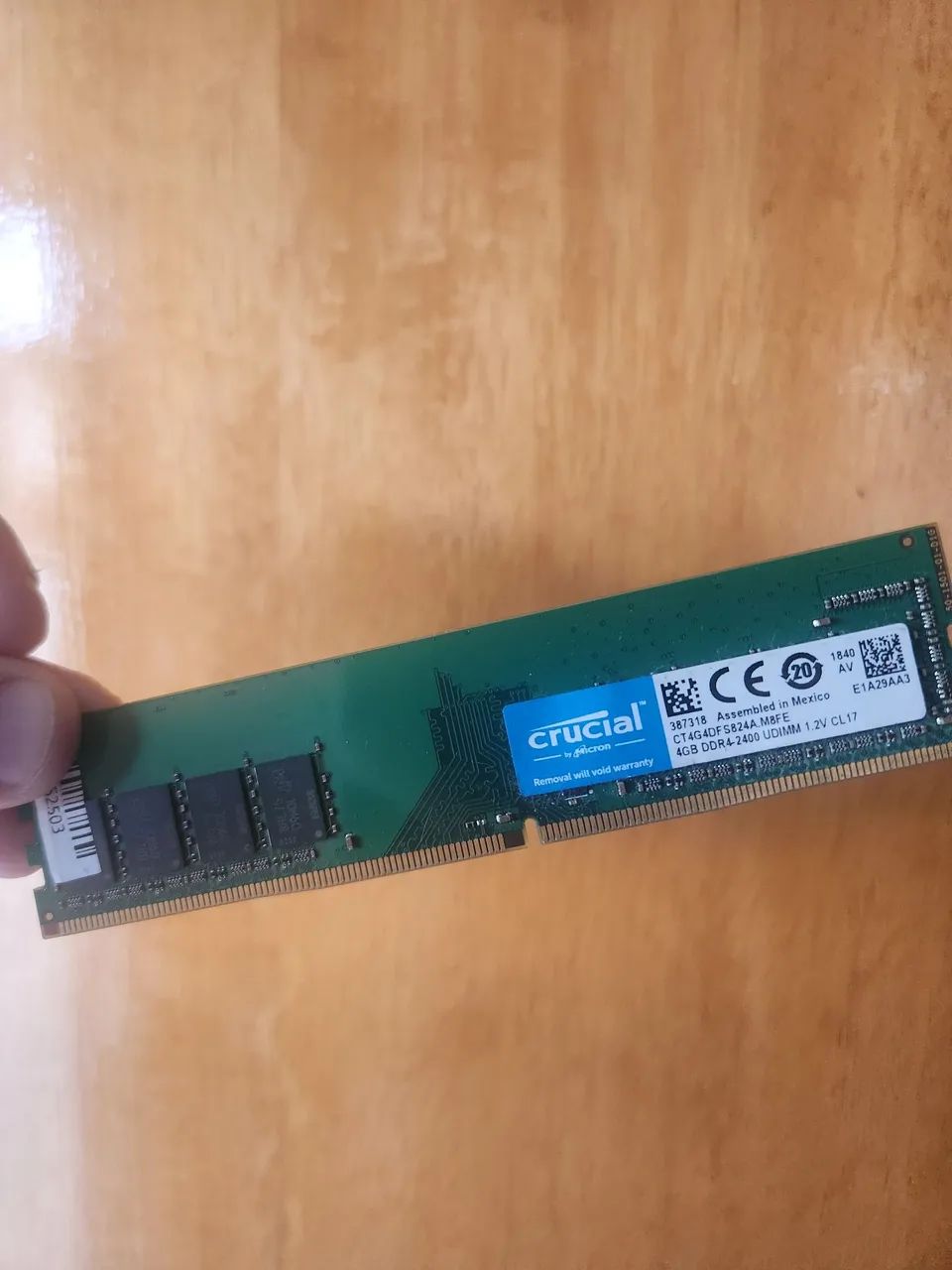 Memoria ddr4 4gb Crucial 