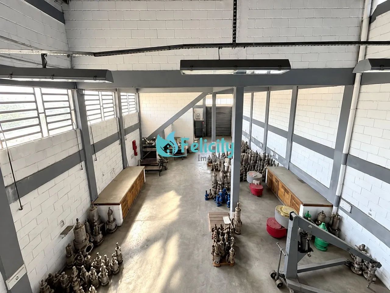 Galpão comercial/industrial, 400 m² total e 364 m² de área útil em Pirituba - Foto 2