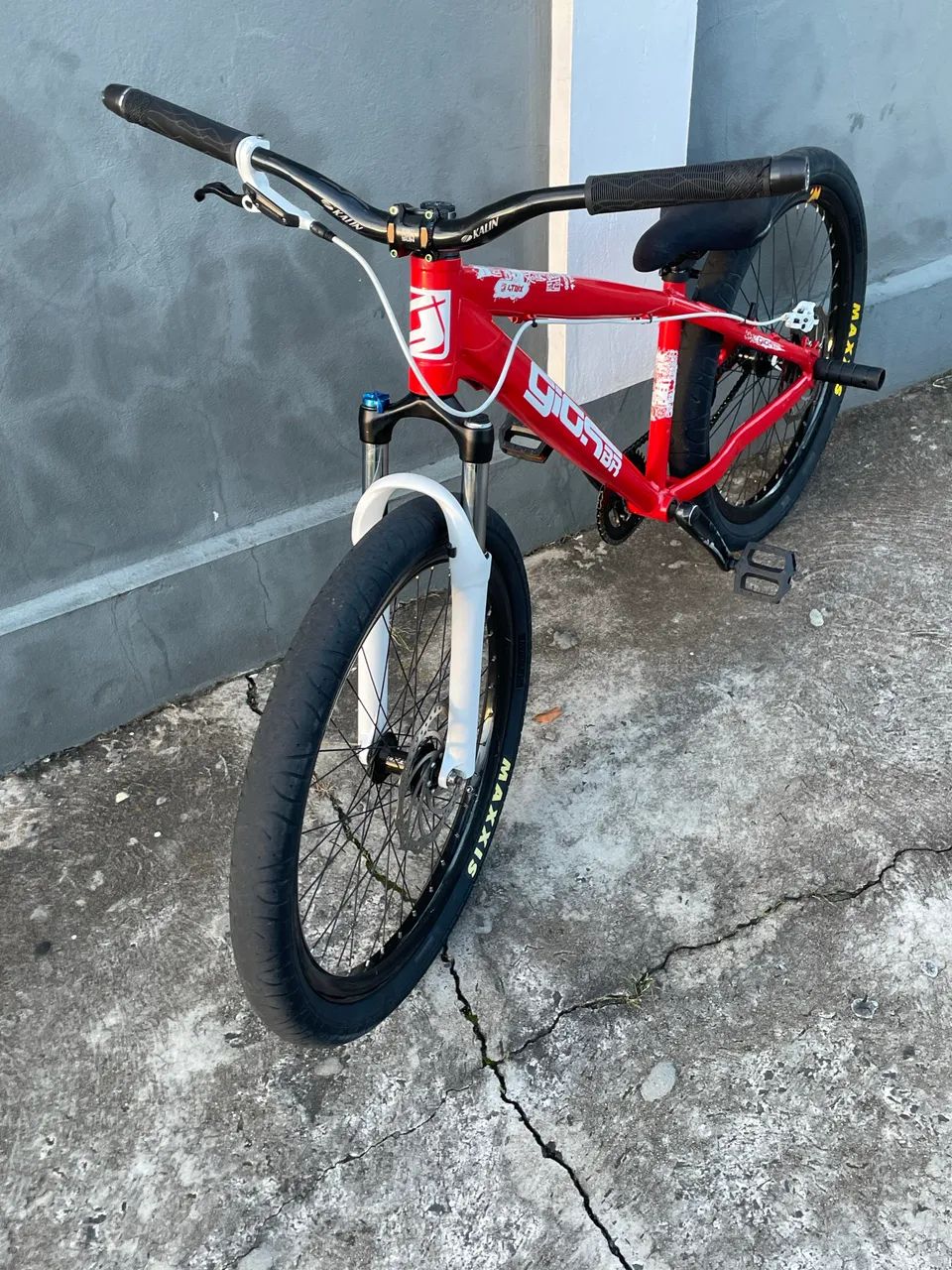 Gios 4 trix vermelho 2023
