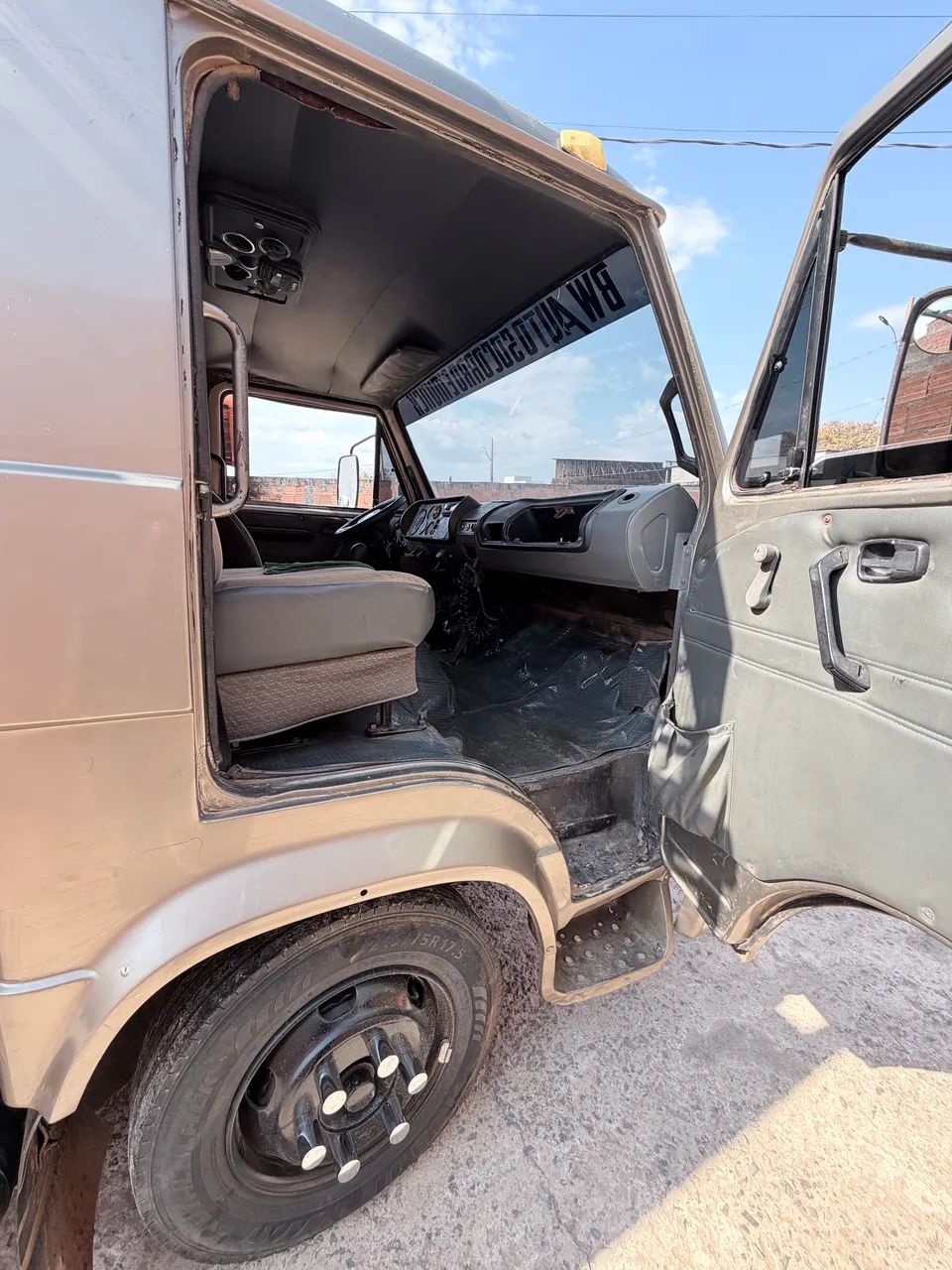 VW 7110s - Foto 4