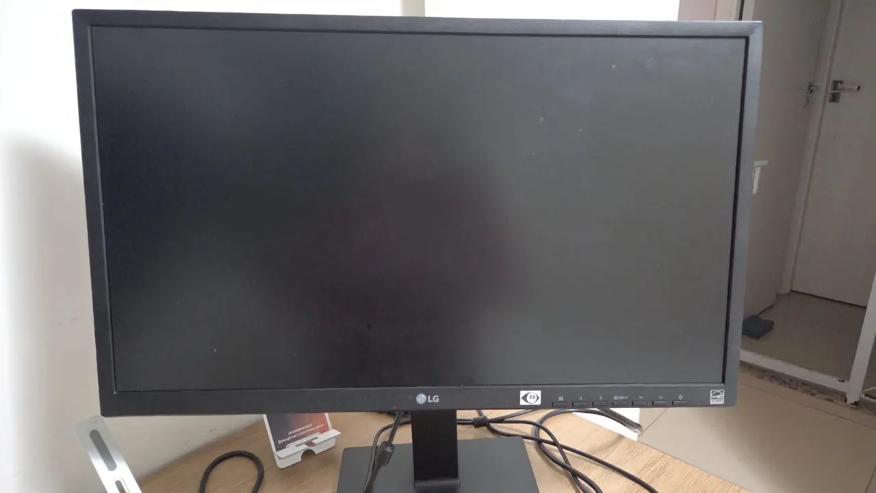 Vendo monitor LG 24 polegadas 