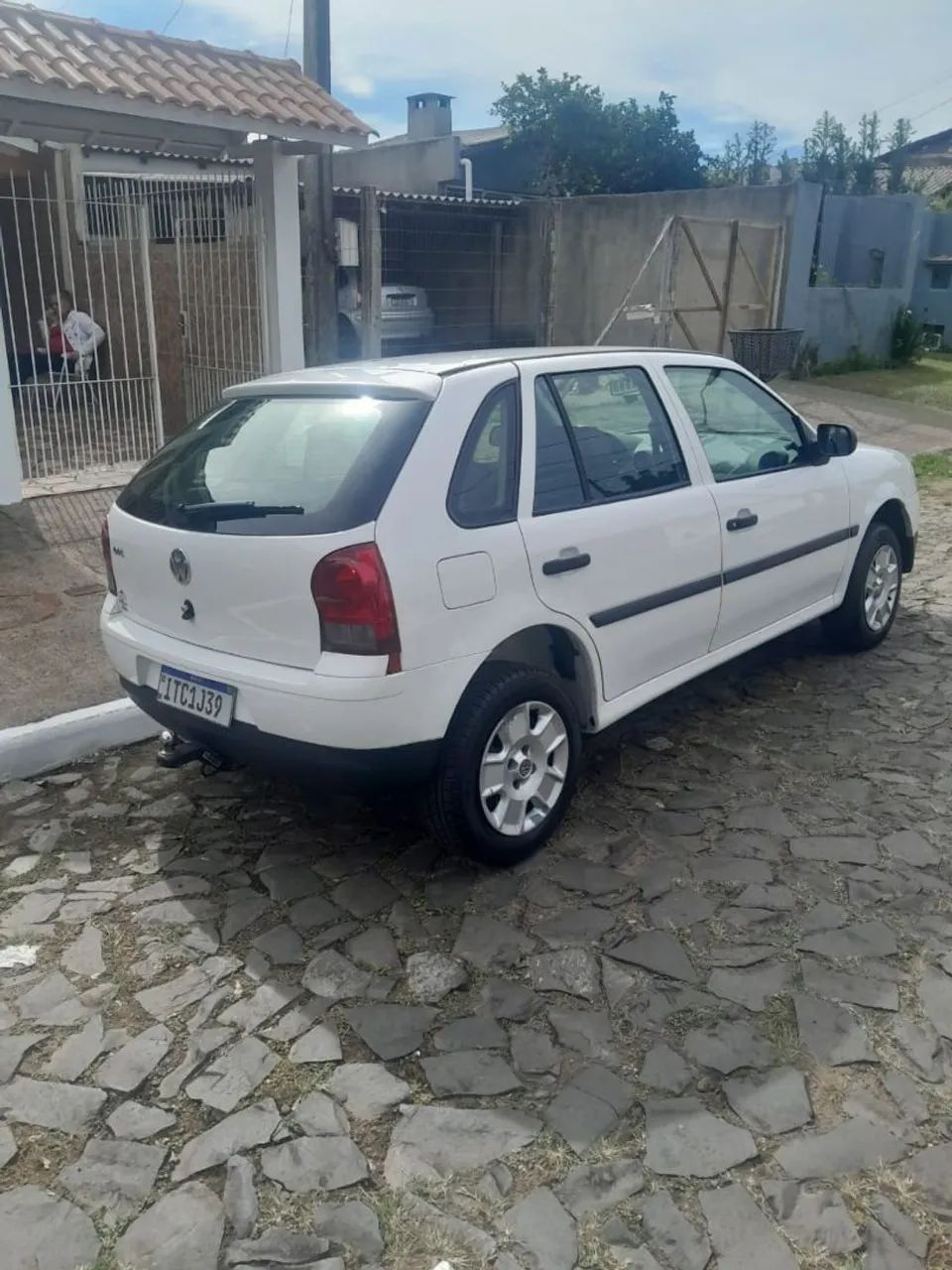 Volkswagen Gol GOL CITY (TREND)/TITAN 1.0 T. FLEX 8V 4P 2013