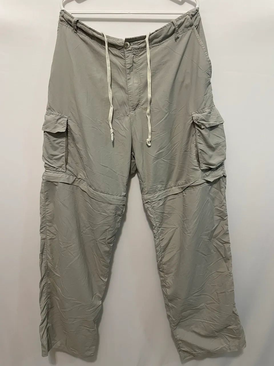 Calça para outdoor vira bermuda 