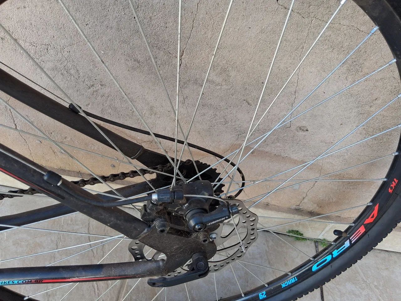 Bicicleta aro 29 zerada - Foto 4