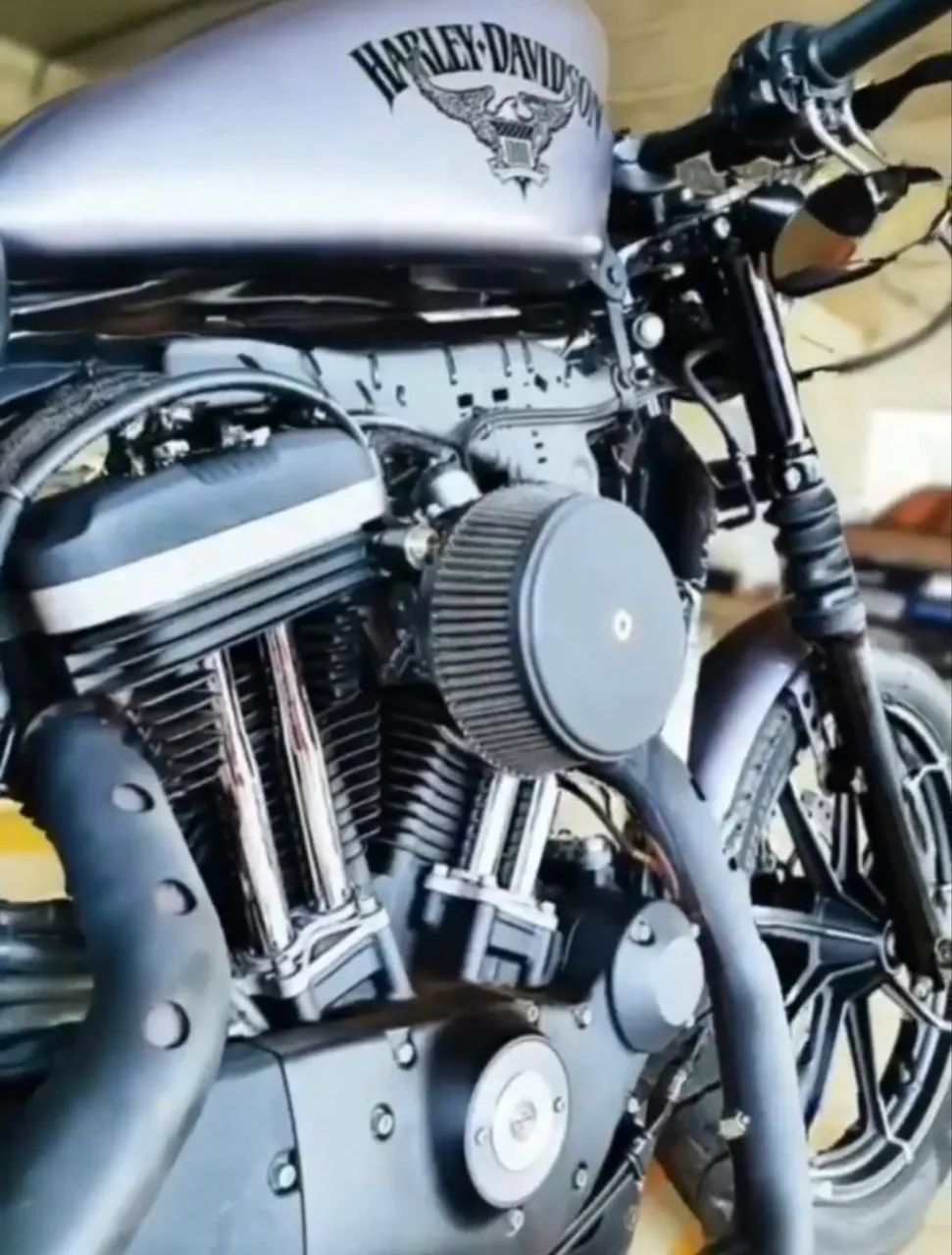 Harley-Davidson Iron 883 - Foto 3